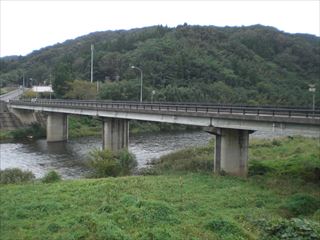 添谷橋